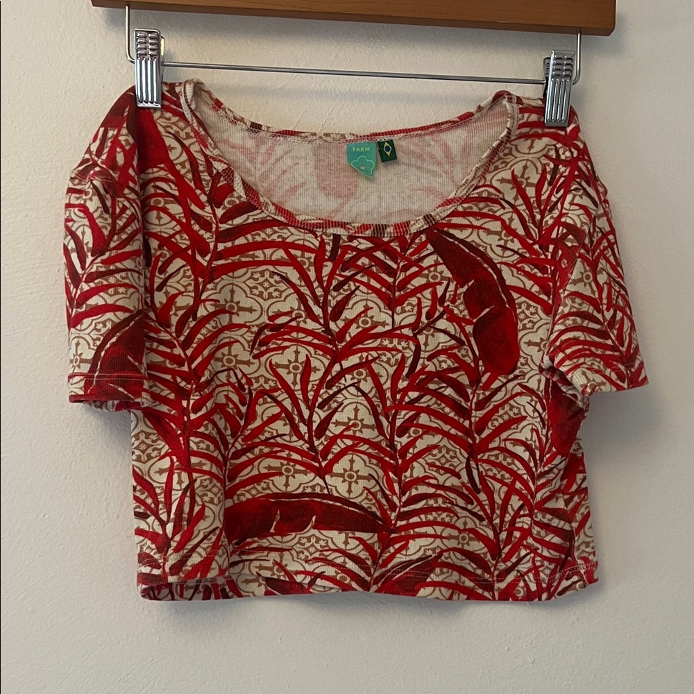 FARM Rio Red and Cream Leaf Pattern Crop Top